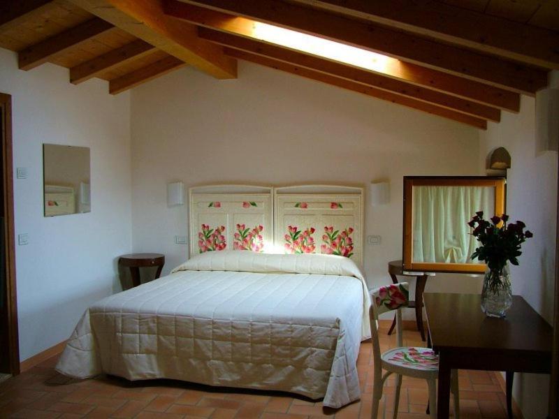 Agriturismo Le Campagnole Bardolino Habitación foto